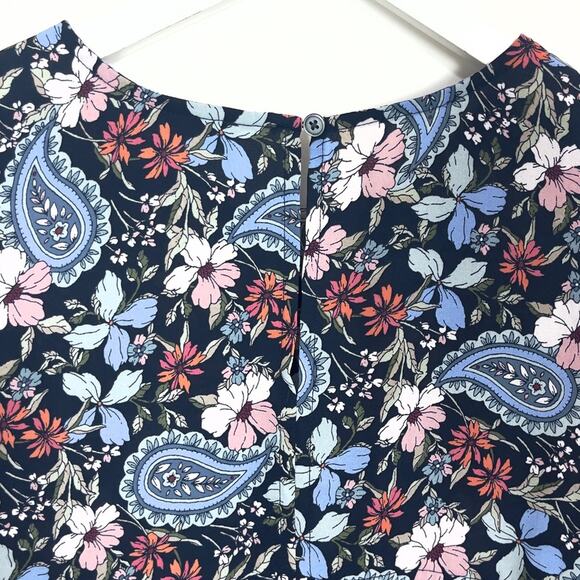 Loft Floral Blouse - Picture 5 of 6